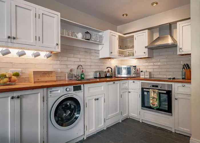 3 Bedroom Pet Friendly Home In The Heart Of Kenmare Town
