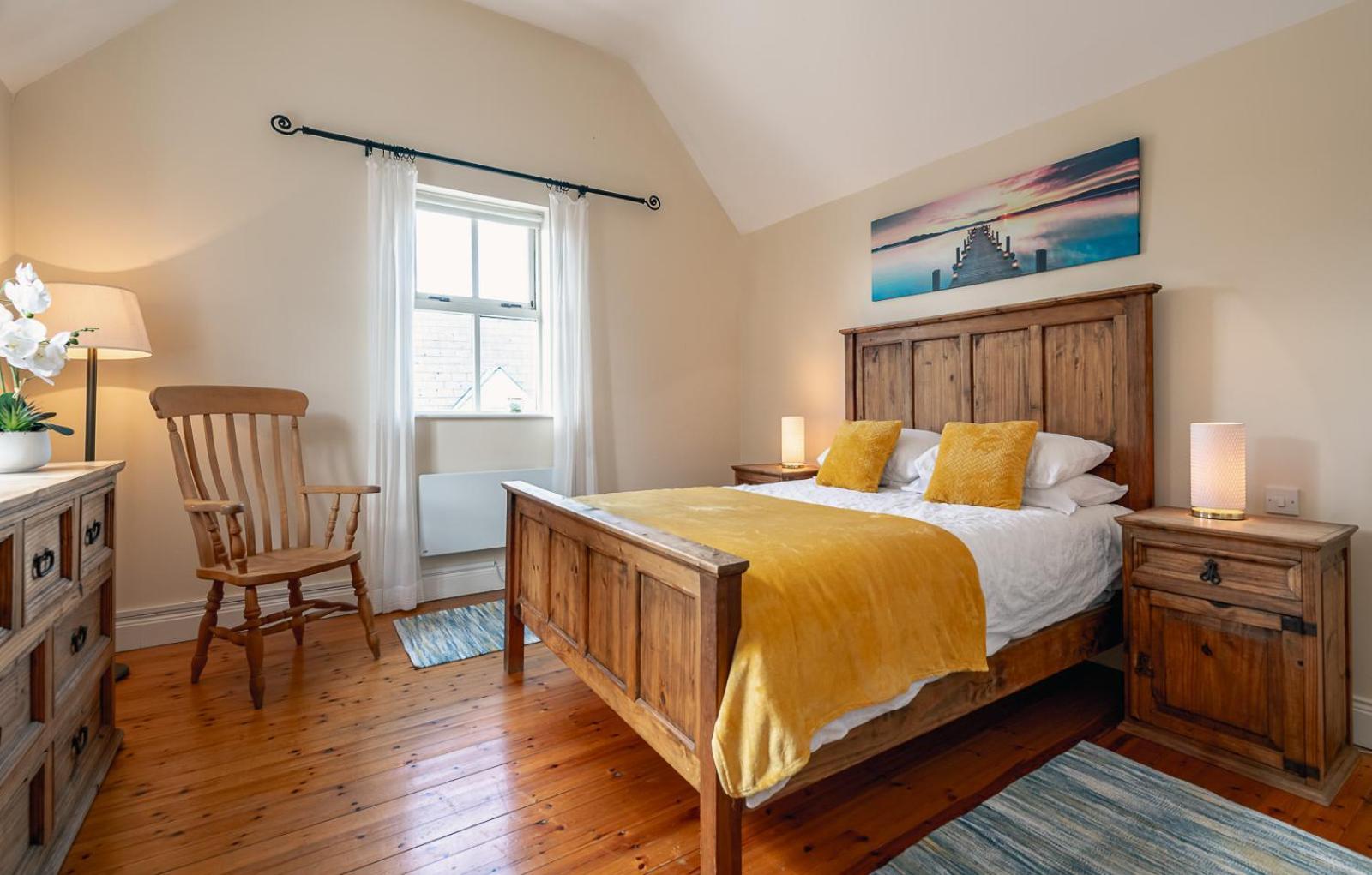 3 Bedroom Pet Friendly In The Heart Of Town Kenmare