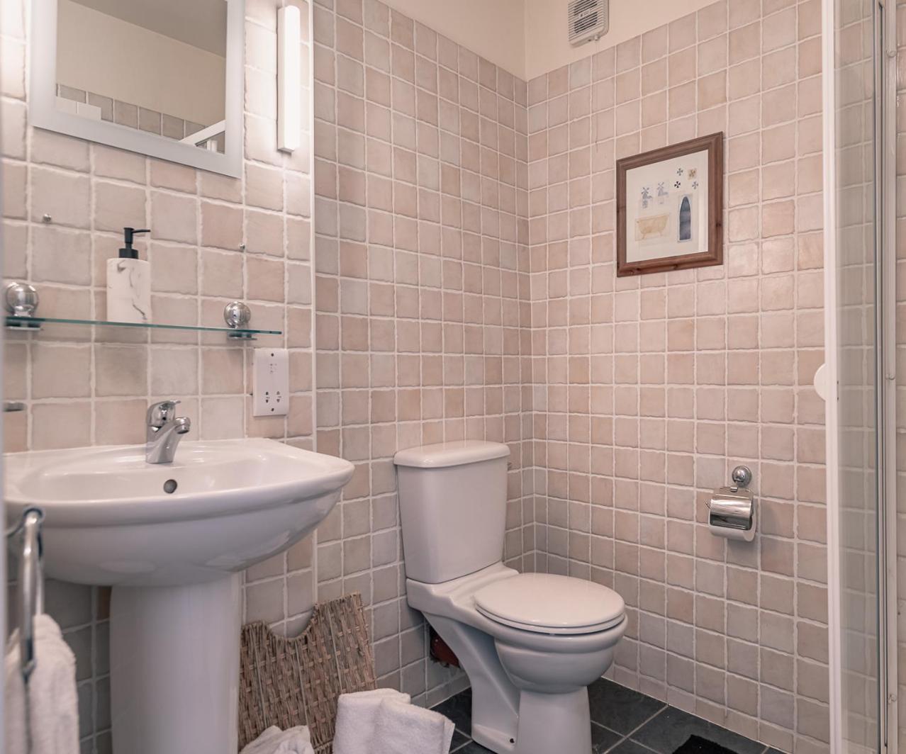3 Bedroom Pet Friendly In The Heart Of Town Ferienhaus